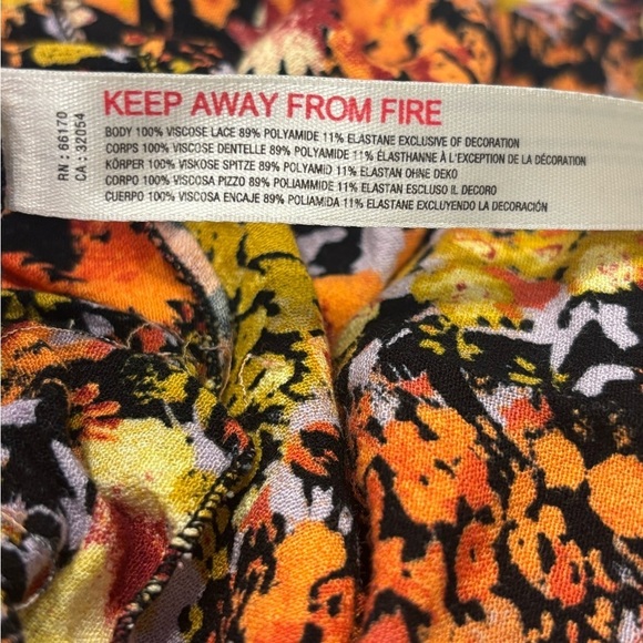 Free People “Heat Wave” Lace Floral Button Bodysuit in “Midnight Combo” Large 🖤 - Picture 9 of 9